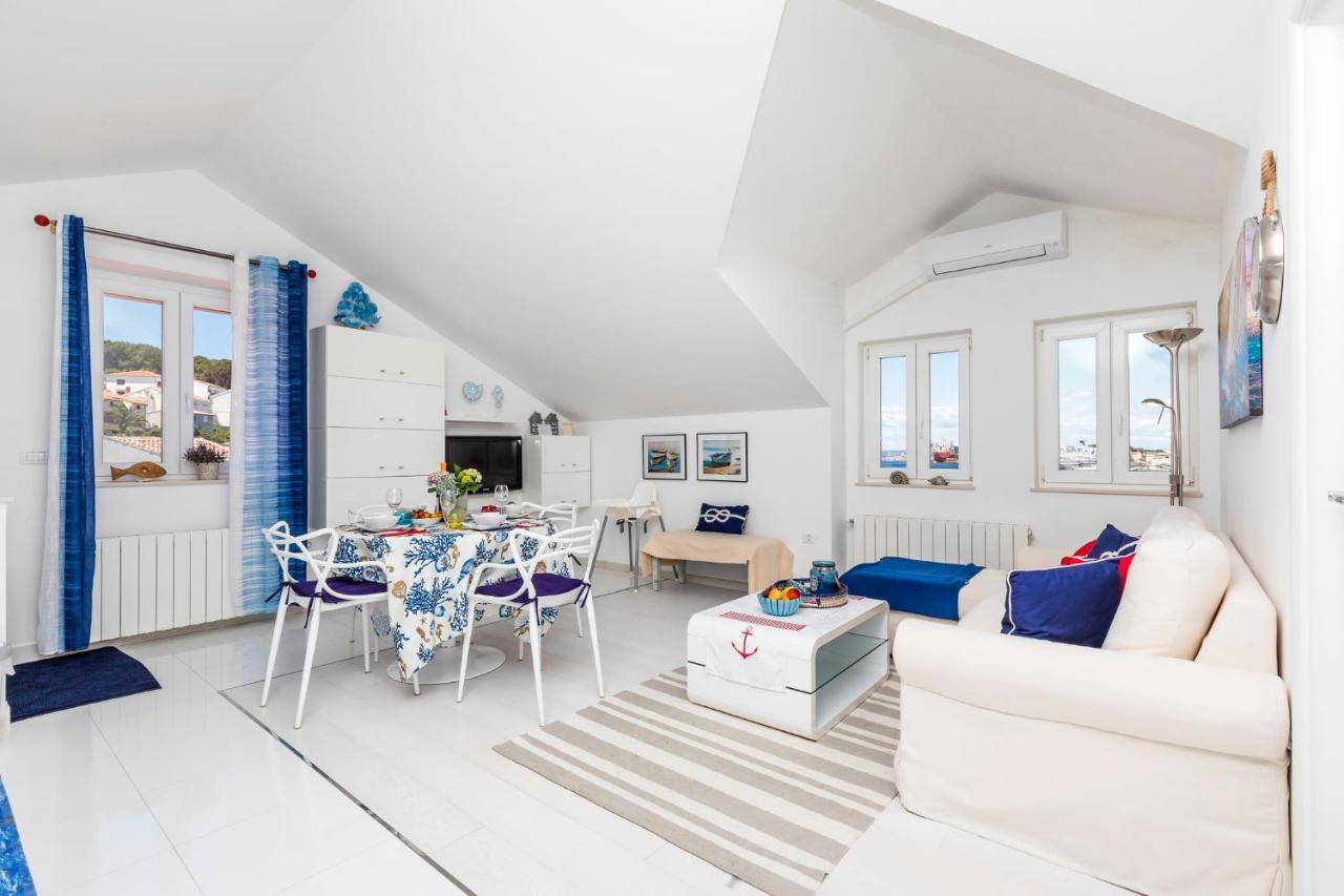 Apartments Priko 63 Mali Lošinj Eksteriør bilde
