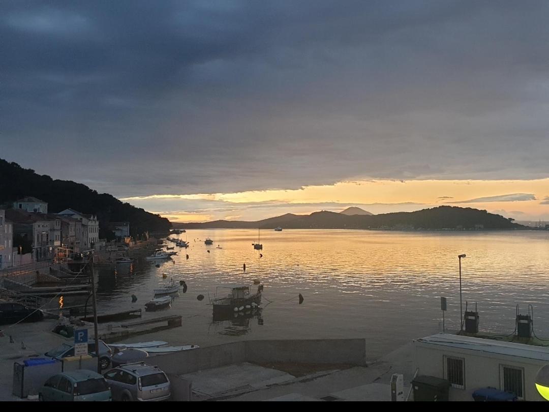 Apartments Priko 63 Mali Lošinj Eksteriør bilde